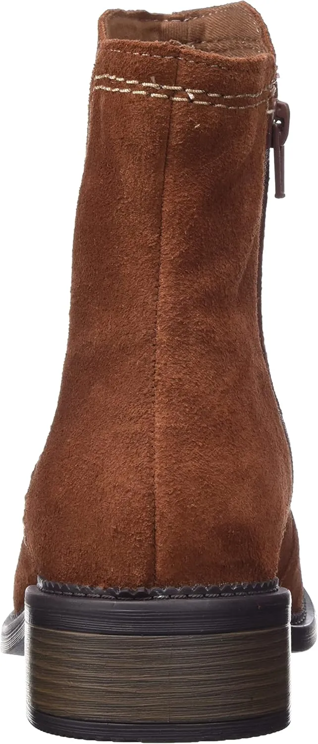 Clarks Women's Maye Zip Fashion Boot