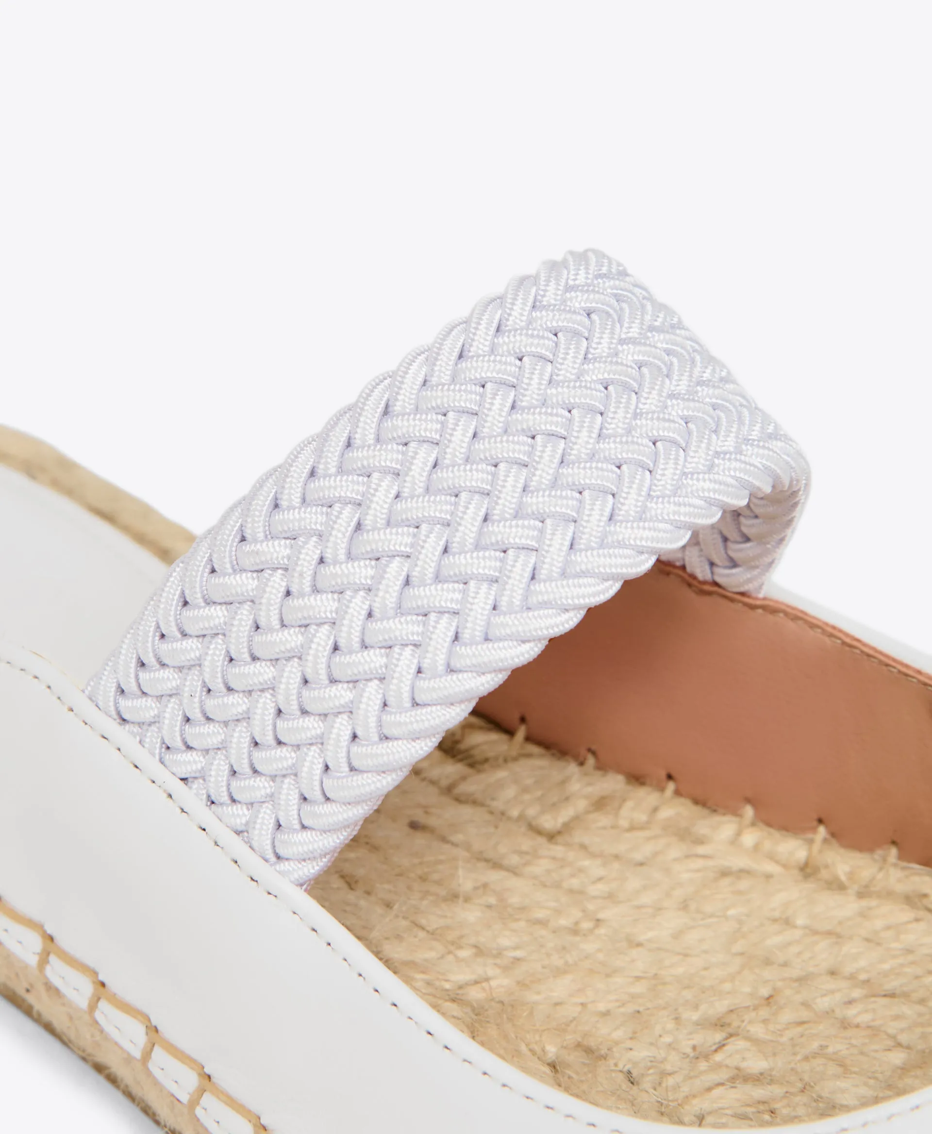 CLOSED TOE FLAT MULE WITH ELASTIC ON ESPADRILLE SOLE