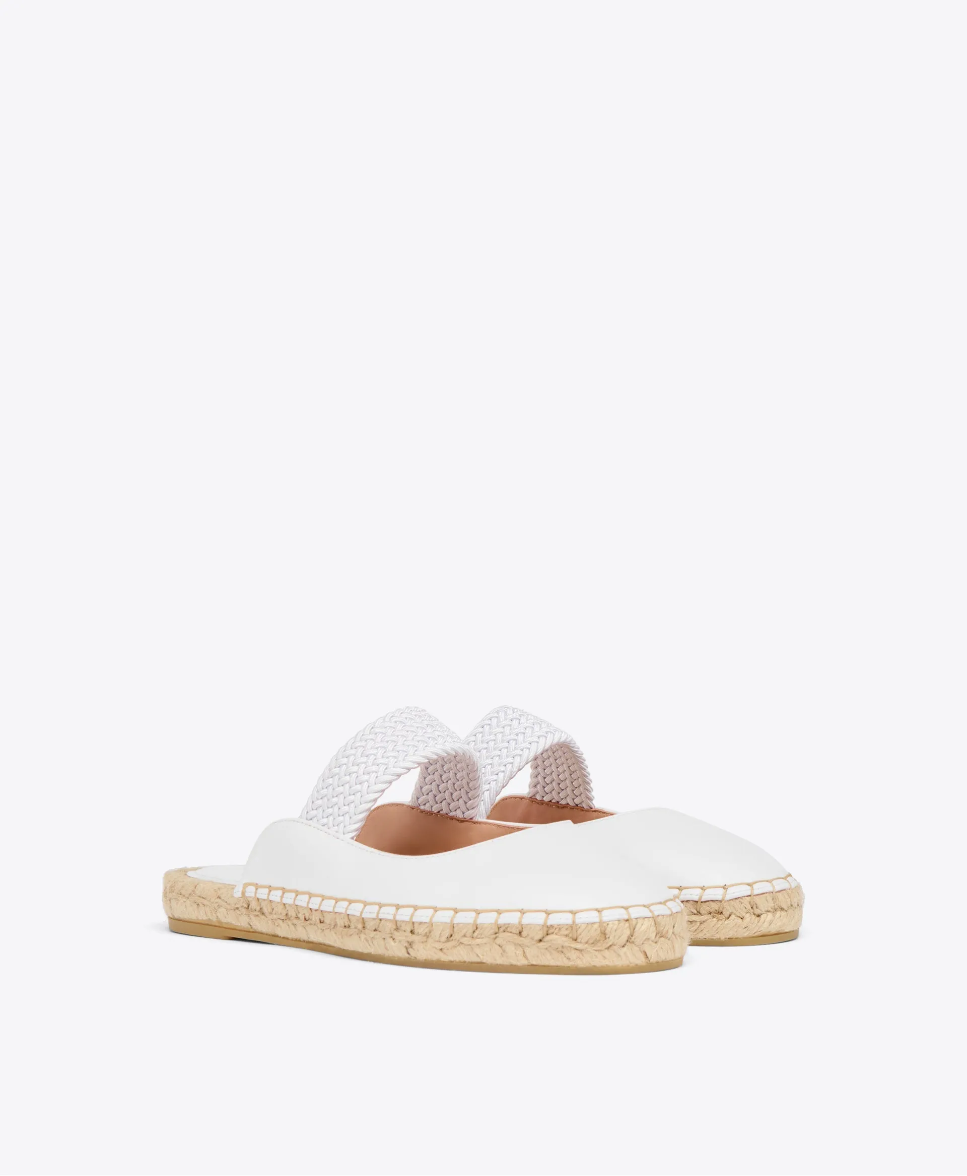 CLOSED TOE FLAT MULE WITH ELASTIC ON ESPADRILLE SOLE