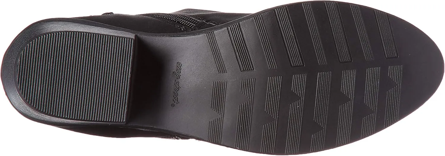 Easy Street Women's Gusto Ankle Boot