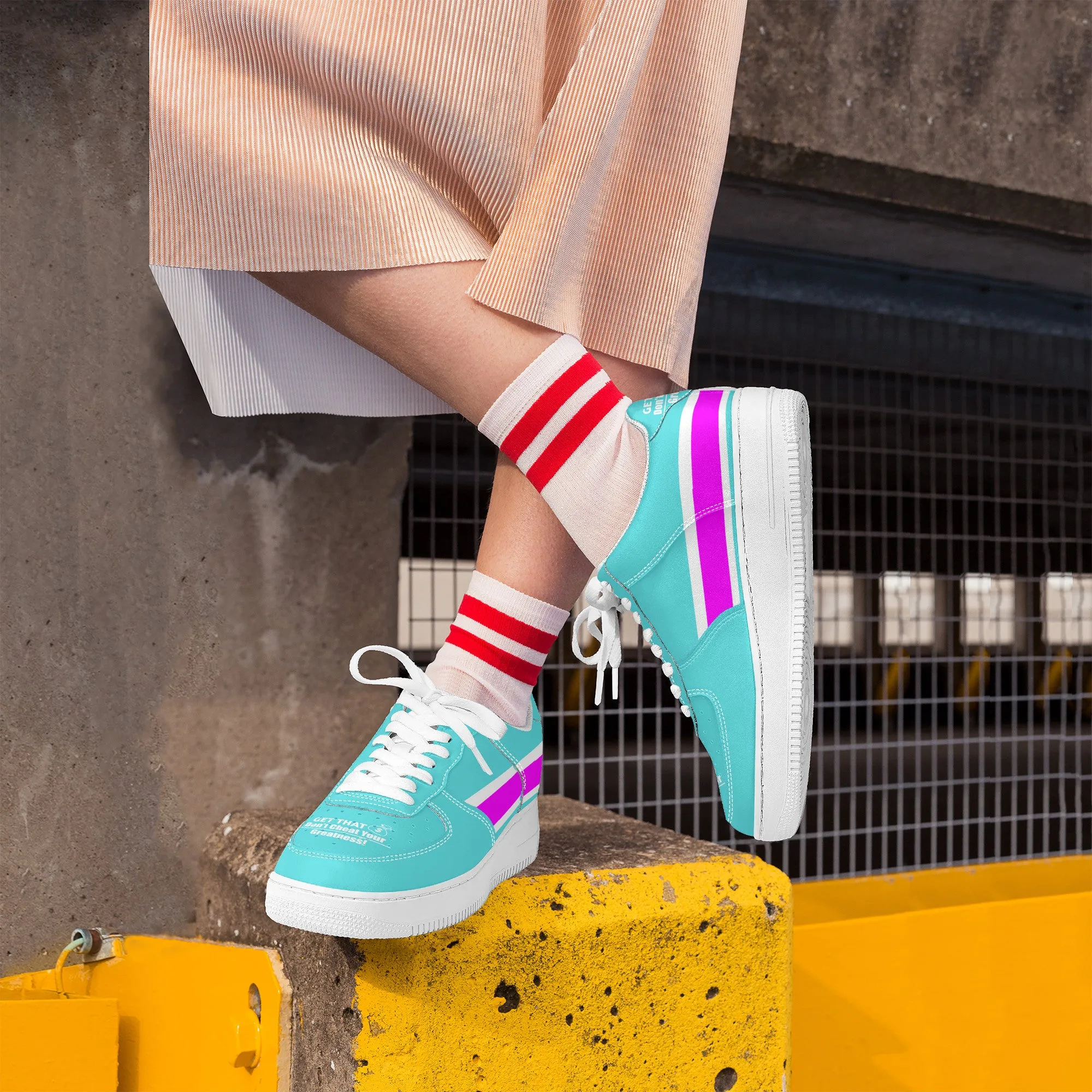Get That Bag, Low Top Unisex Sneaker