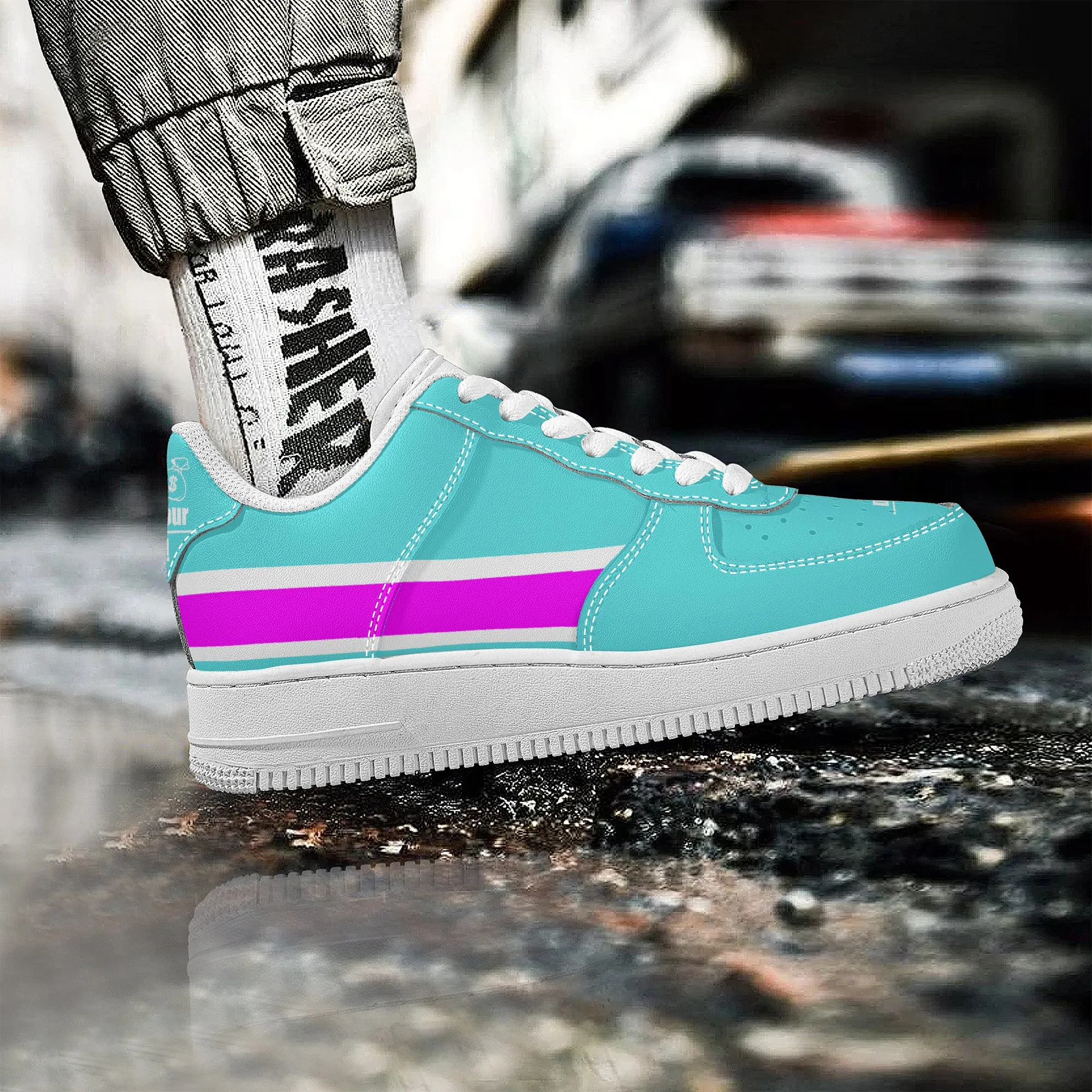 Get That Bag, Low Top Unisex Sneaker