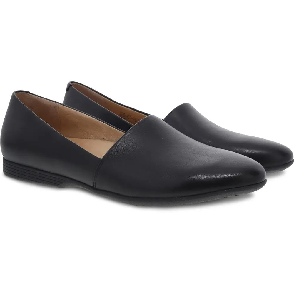 Larisa Pointed Toe Flat