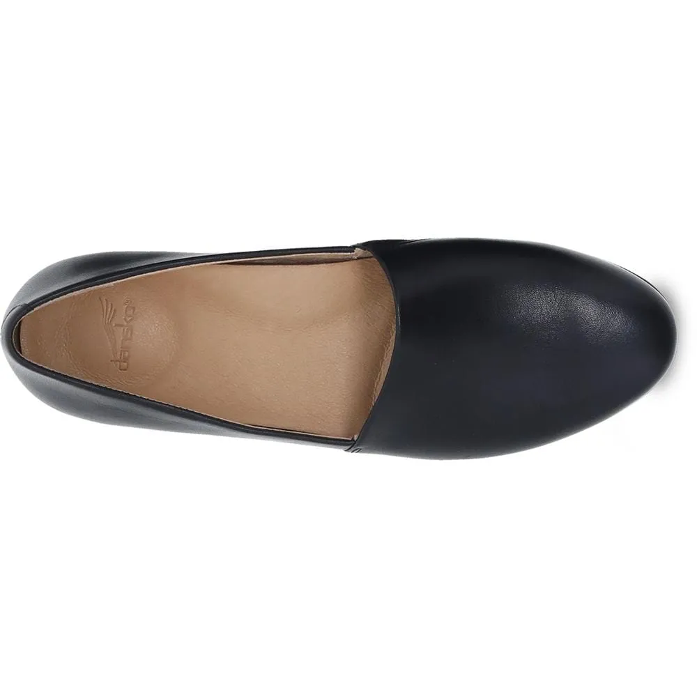 Larisa Pointed Toe Flat