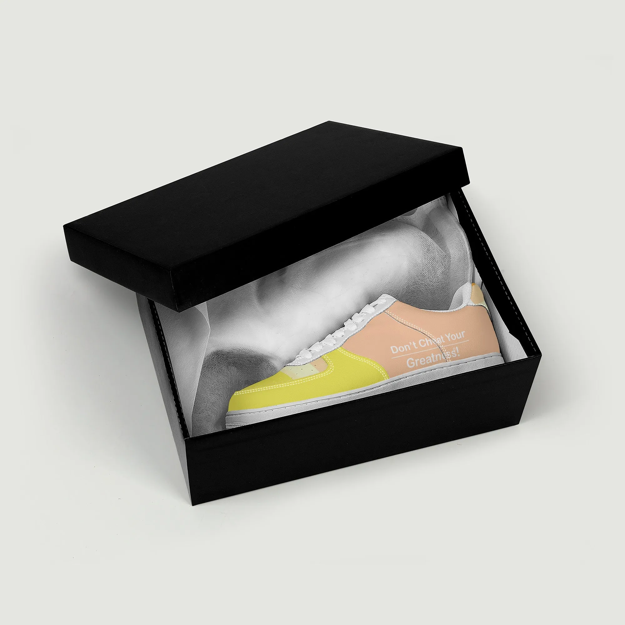 Low Top Unisex Sneaker
