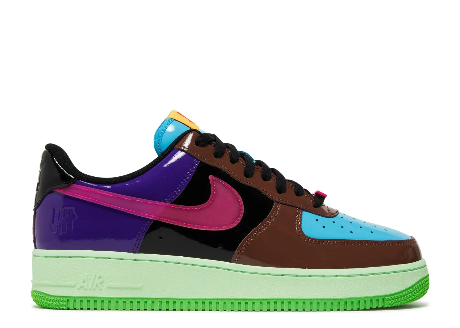Nike Air Force 1 Low SP
Undefeated Multi-Patent Pink Prime