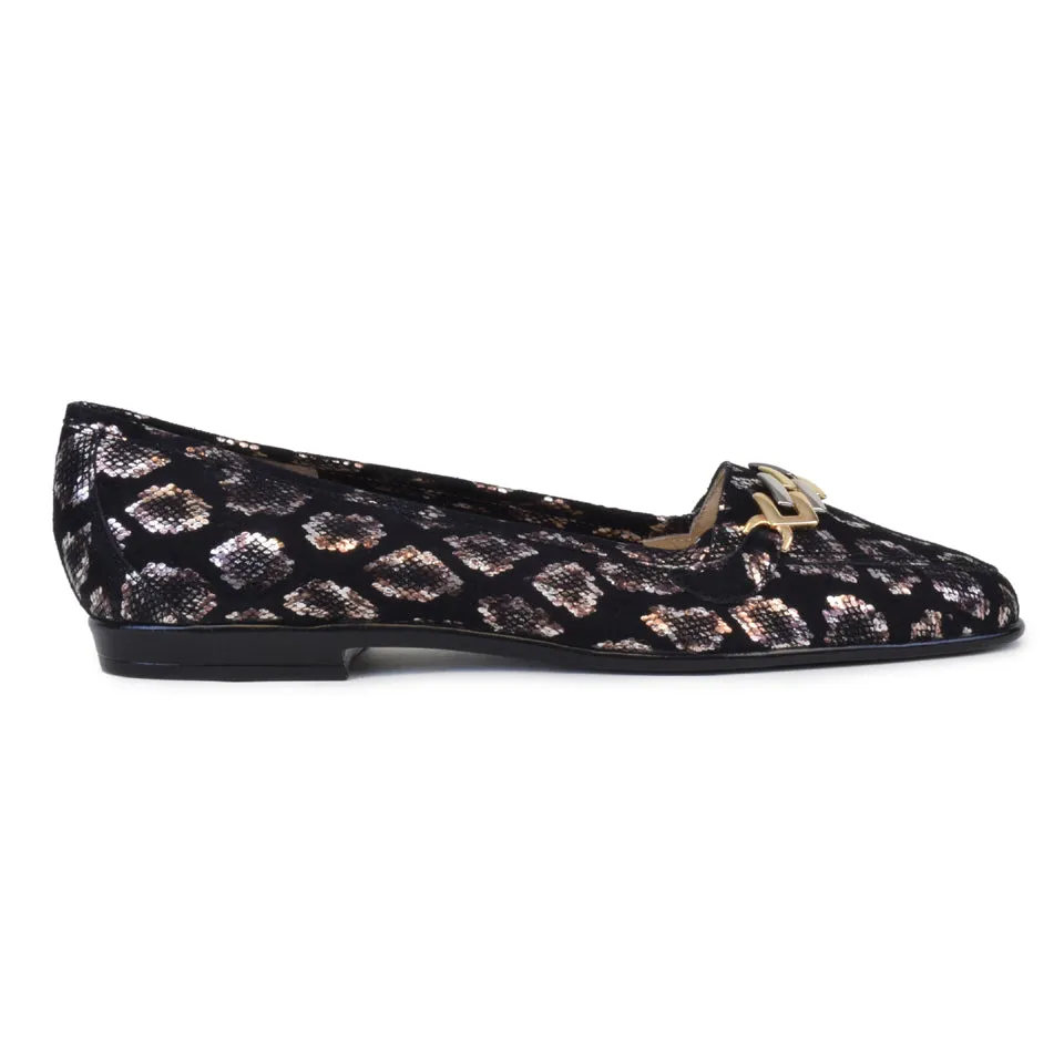 Oste Flat in Brown Timone  Axton  *SALE ITEM* Reg Price $240