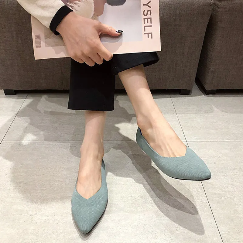 Pointed Flat Knit Shoes