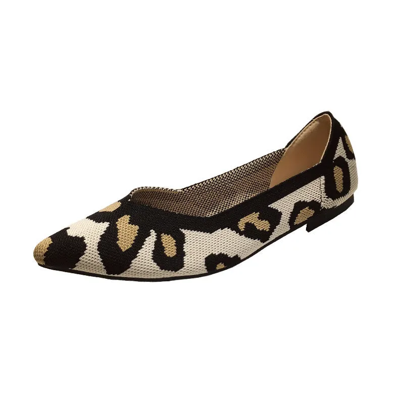 Pointed Flat Knit Shoes