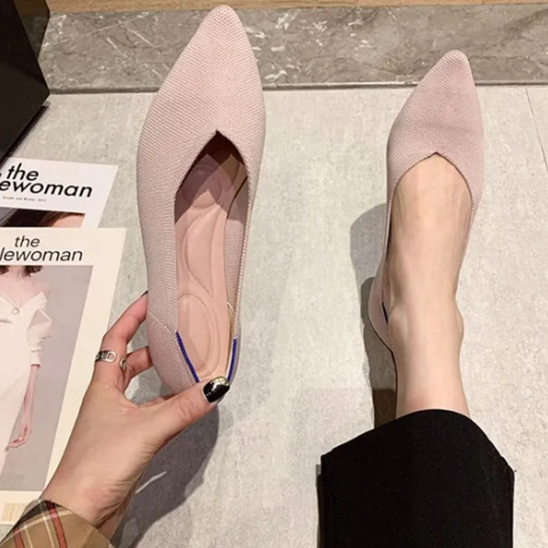 Pointed Flat Knit Shoes