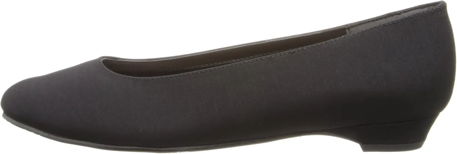 Rose Petals Women's Butter 2 Ballet Flat