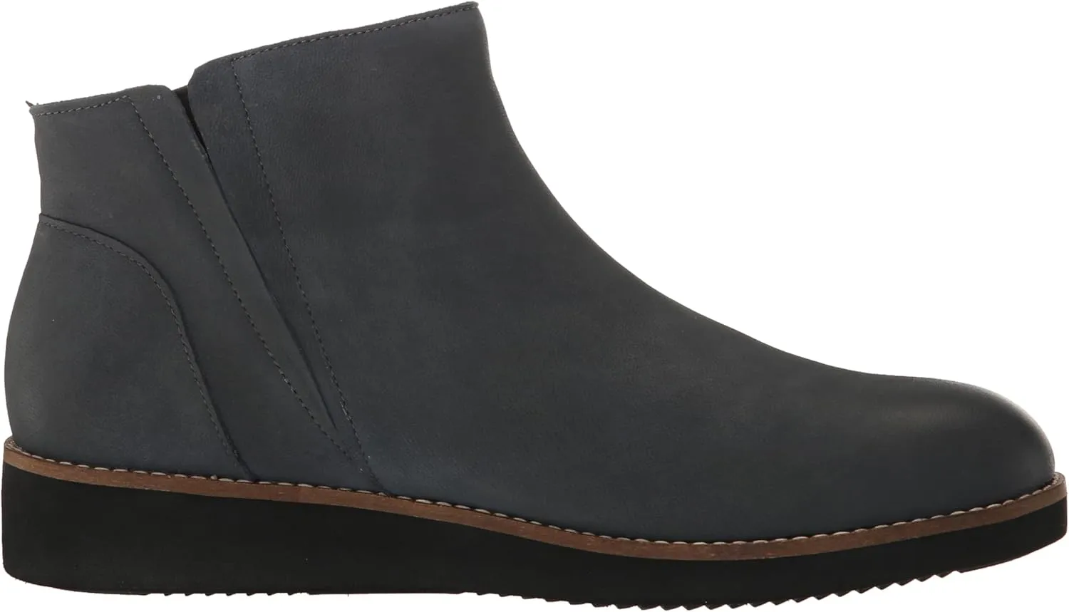 SoftWalk Women's Wesley Ankle Boot