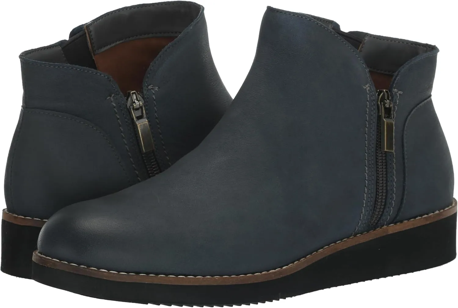 SoftWalk Women's Wesley Ankle Boot