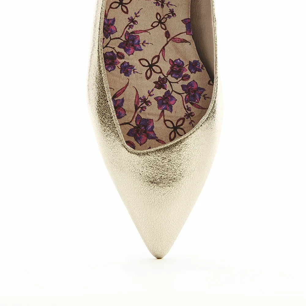 VICKY FLAT