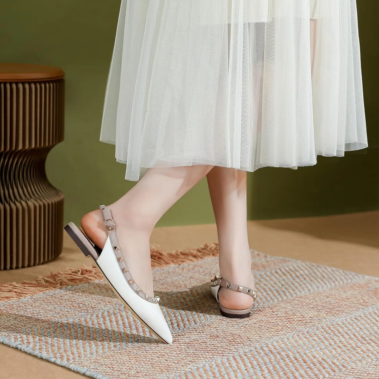 Women's Studded Closed Pointed Toe Mary Jane Flat Shoes Fashion Rivet Adjustable Buckle Comfortable Slip-on Ballet Flats Office Work Dress Shoes