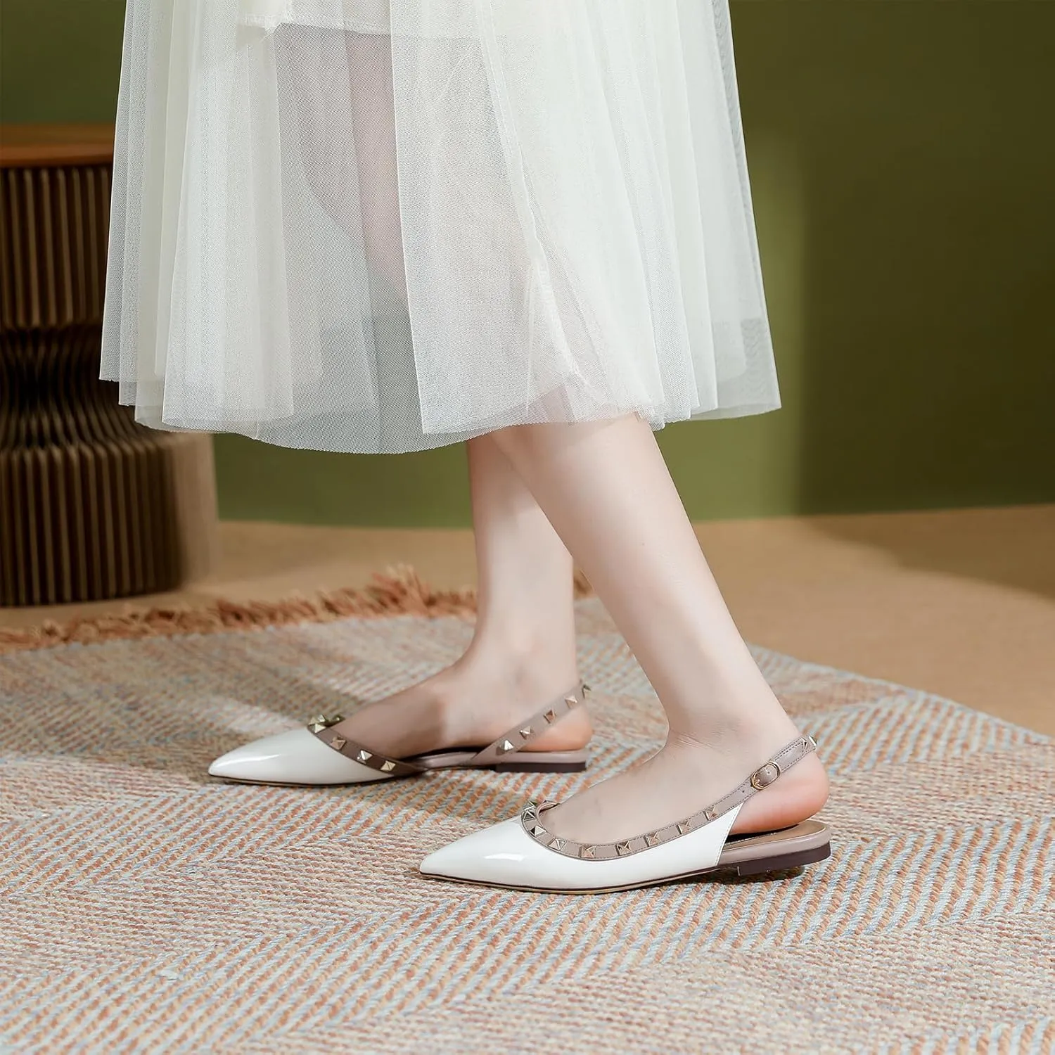 Women's Studded Closed Pointed Toe Mary Jane Flat Shoes Fashion Rivet Adjustable Buckle Comfortable Slip-on Ballet Flats Office Work Dress Shoes